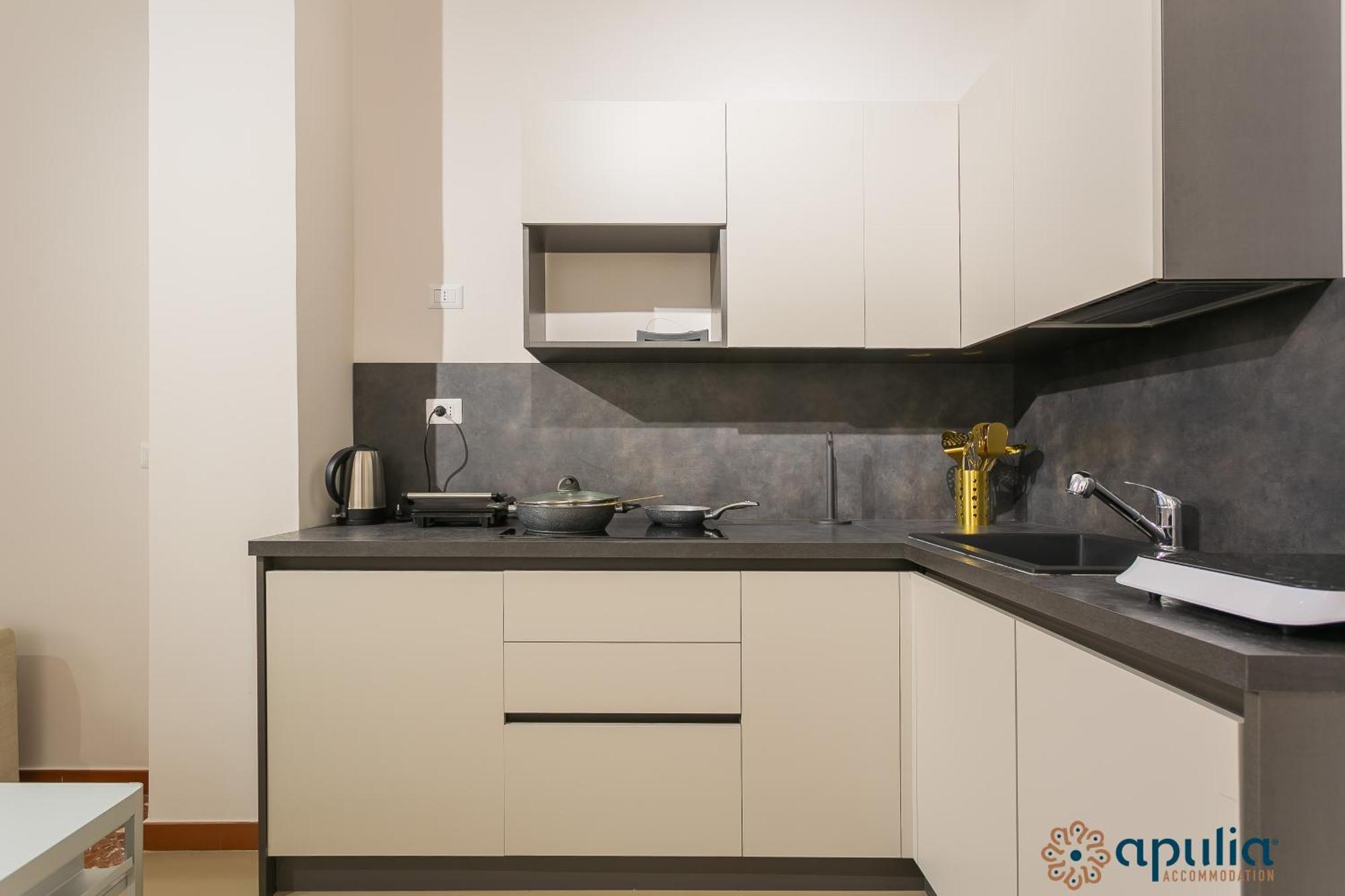 Crisanzio 80 Apartment Bari Exterior photo